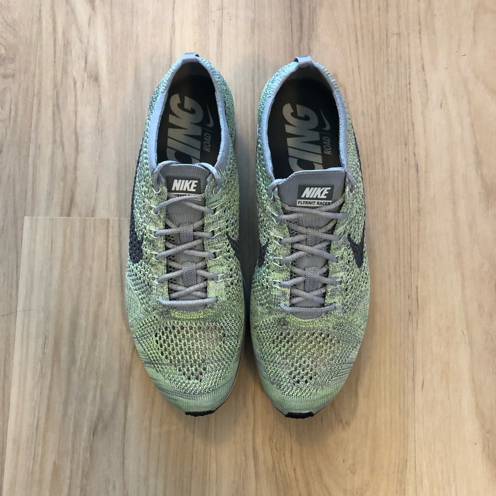 Nike Flyknit Racer Pistachio - Picture 2 of 3